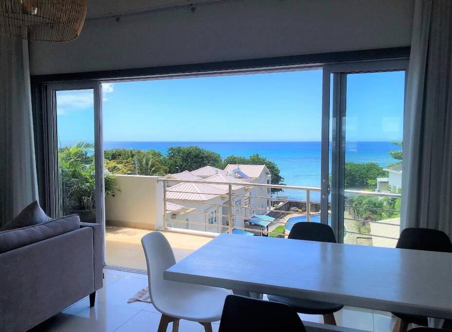 Hibiscus Penthouse Vue Mer 2 Chambres Trou aux Biches Exterior foto
