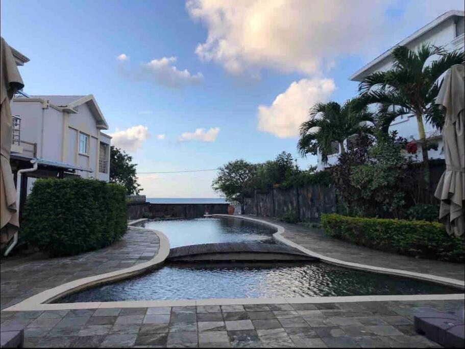 Hibiscus Penthouse Vue Mer 2 Chambres Trou aux Biches Exterior foto